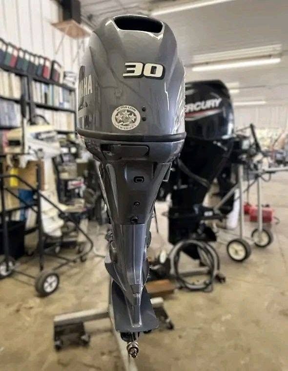 2017 Yamaha F30LEHA 30HP 4-Stroke Outboard Motor 2017 Yamaha F30LEHA 30HP 4-Stroke Outboard Motor - Image 1
