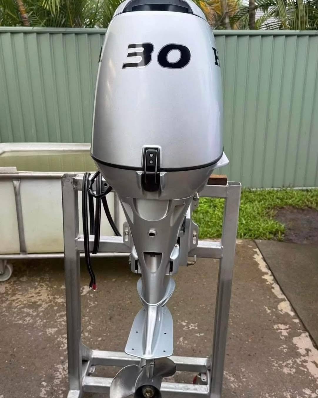 2024 Honda BF30 30HP 4-Stroke Tiller Outboard Motor 2024 Honda BF30 30HP 4-Stroke Tiller Outboard Motor
